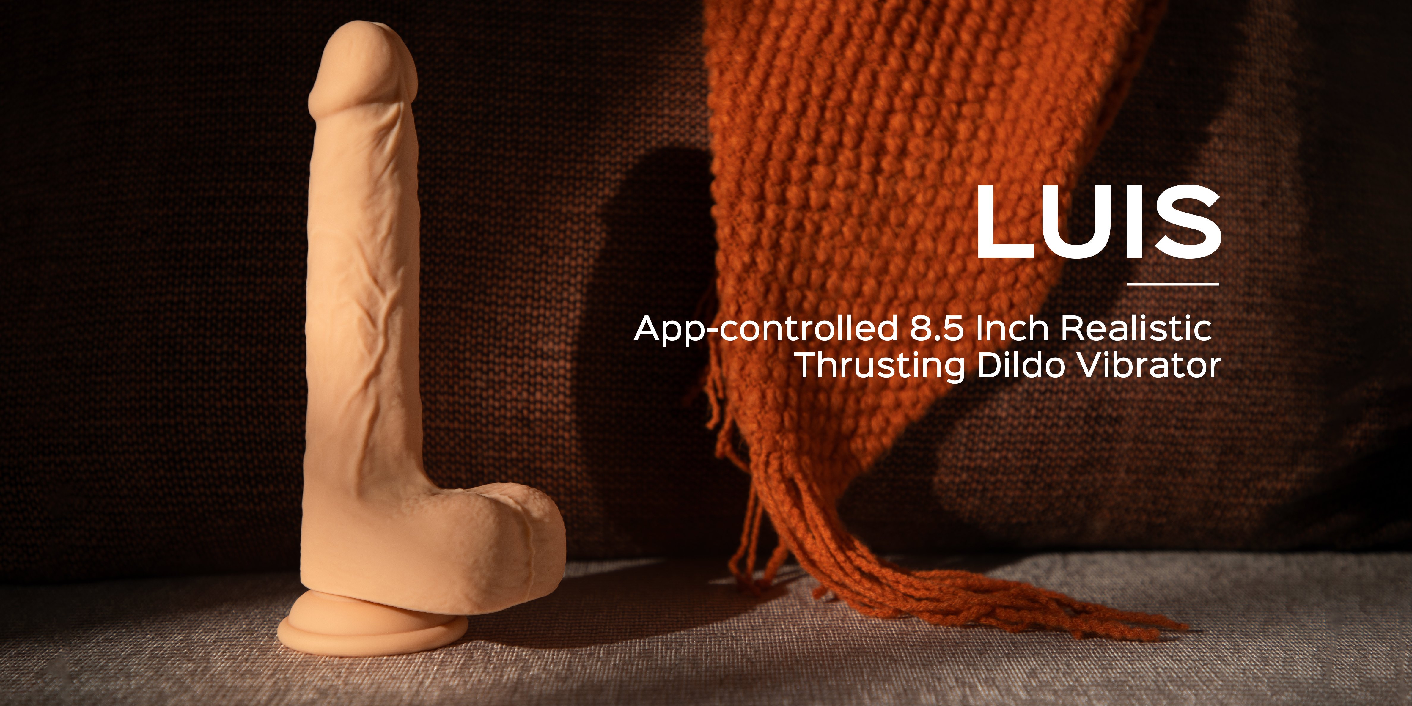 Luis-thrusting dildos